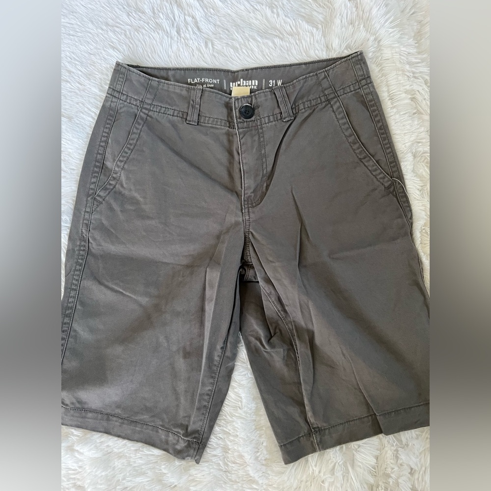 Men’s Kohl's Gray Casual Cargo Shorts 31W